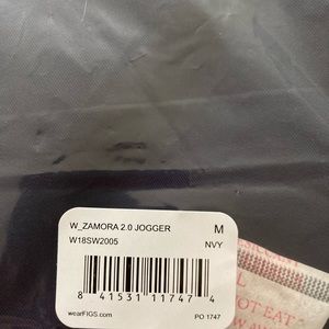 Figs Zamora 2.0 navy jogger scrub bottoms. NWT.